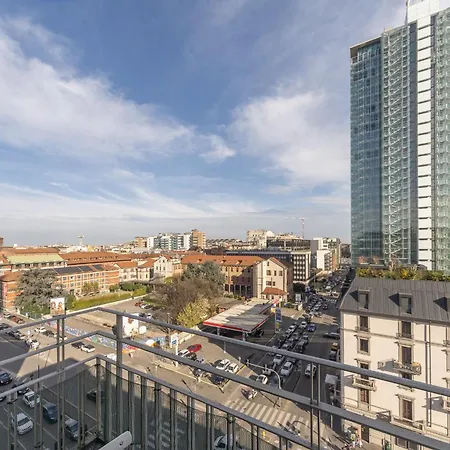La Vista Sulla Citta - 8vo Piano Attico Mozzafiato Apartment Milan