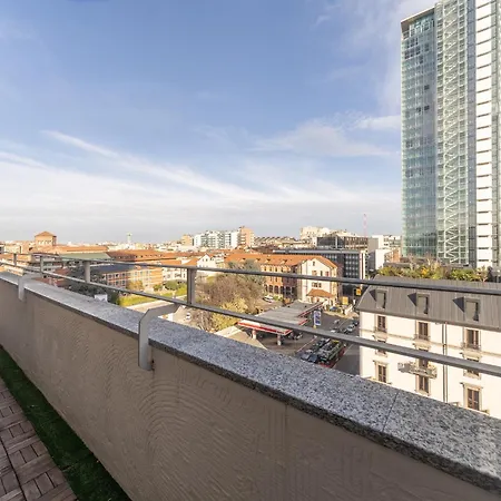 Apartament La Vista Sulla Citta - 8vo Piano Attico Mozzafiato