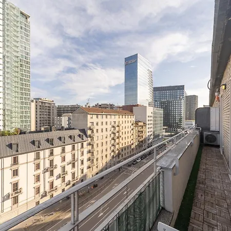 Apartament La Vista Sulla Citta - 8vo Piano Attico Mozzafiato *