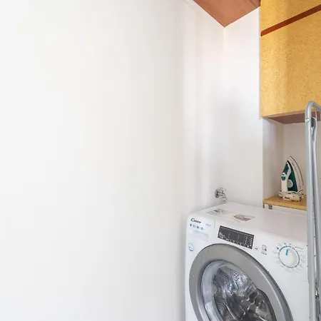 Apartament La Vista Sulla Citta - 8vo Piano Attico Mozzafiato *